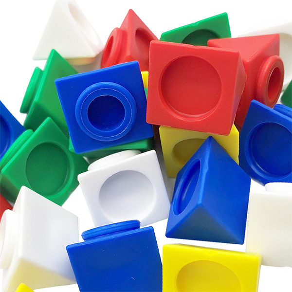 25 Pcs 2cm of Regular triangles Math Link Cubes