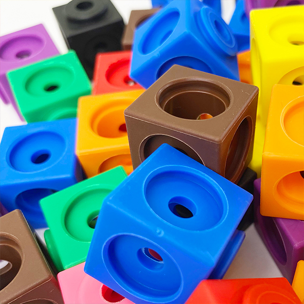 Juego de cubos multienlace de 100 piezas de 2 cm