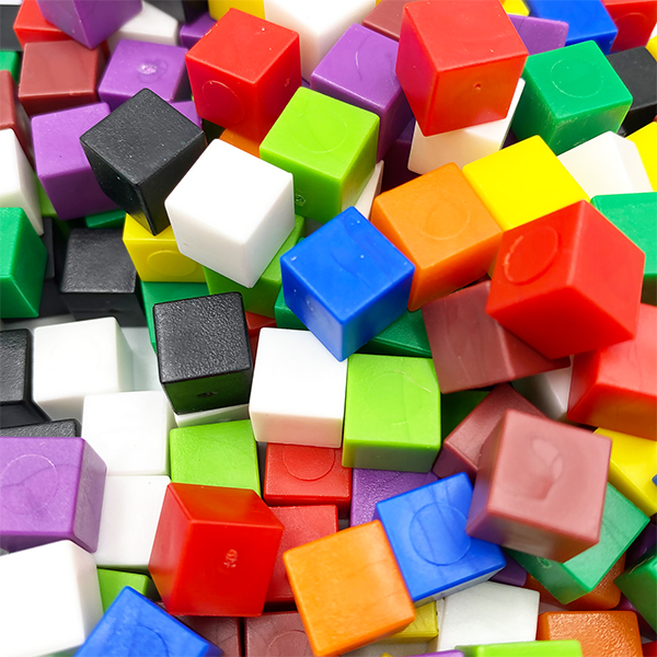 Coloured clearance plastic cubes