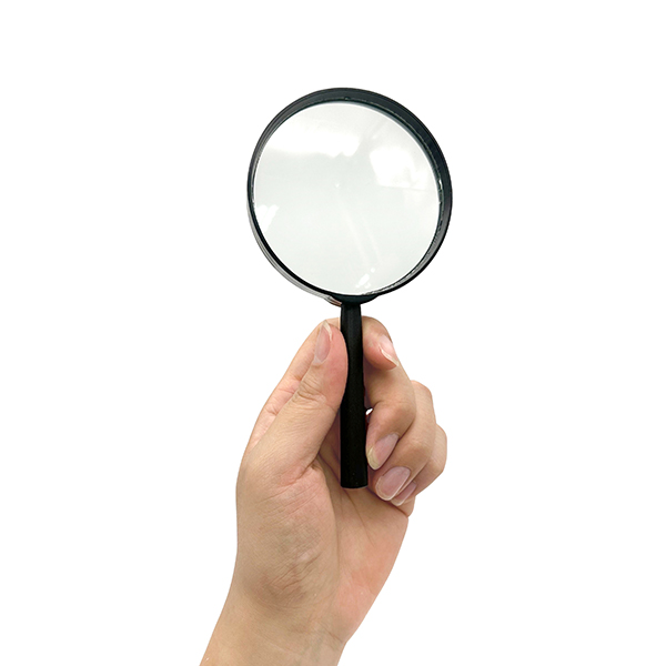 7.5 cm Ø Plastic Magnifer - 1pc