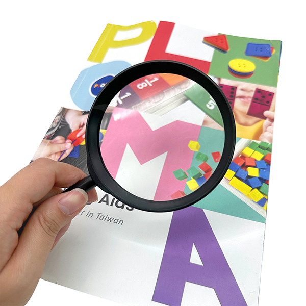9 cm Ø Plastic Magnifer - 1pc