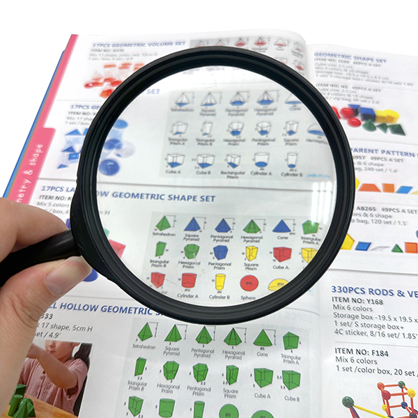 10 cm Ø Plastic Magnifer - 1pc