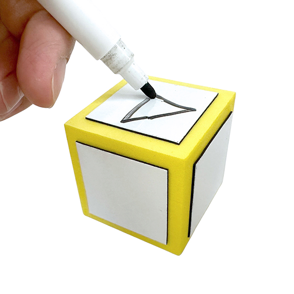 6Pcs 38mm Eva Dice With Magnetic White Board