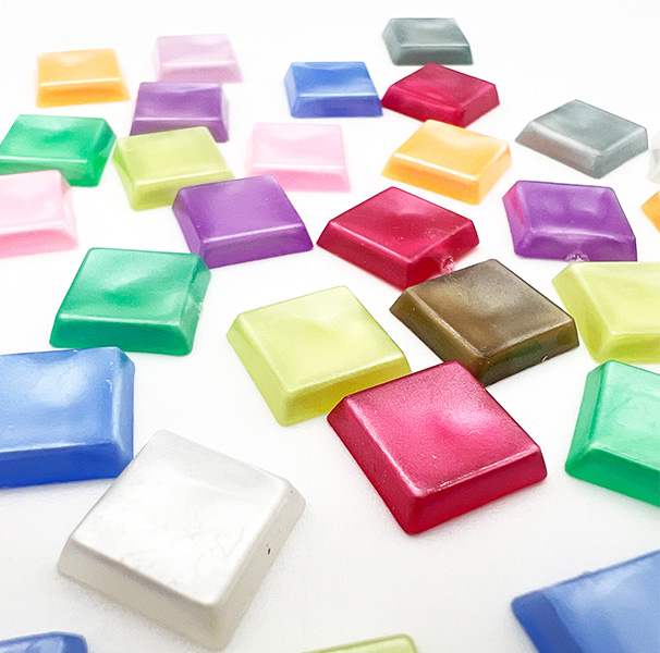 200g 1cm Pearl Colorful Square Pieces for Crafts