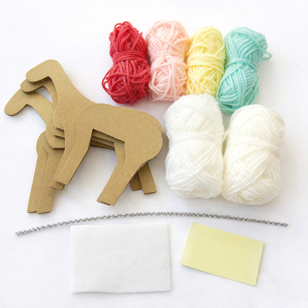 Unicorn Yarn Wrapping Arts and Crafts Kit