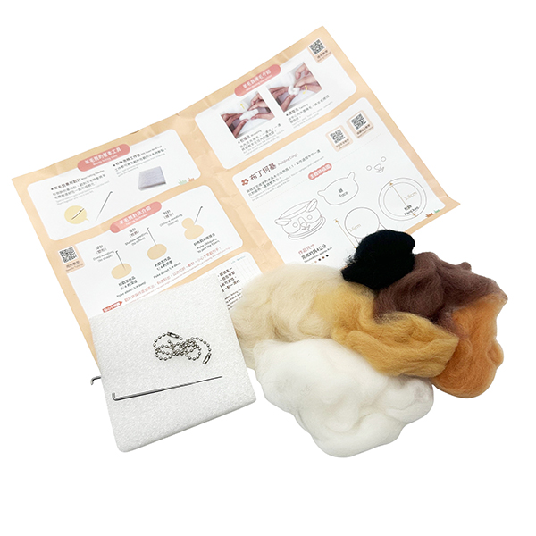 NEEDLE FELTING PENDANT KIT - PUDDING CORGI